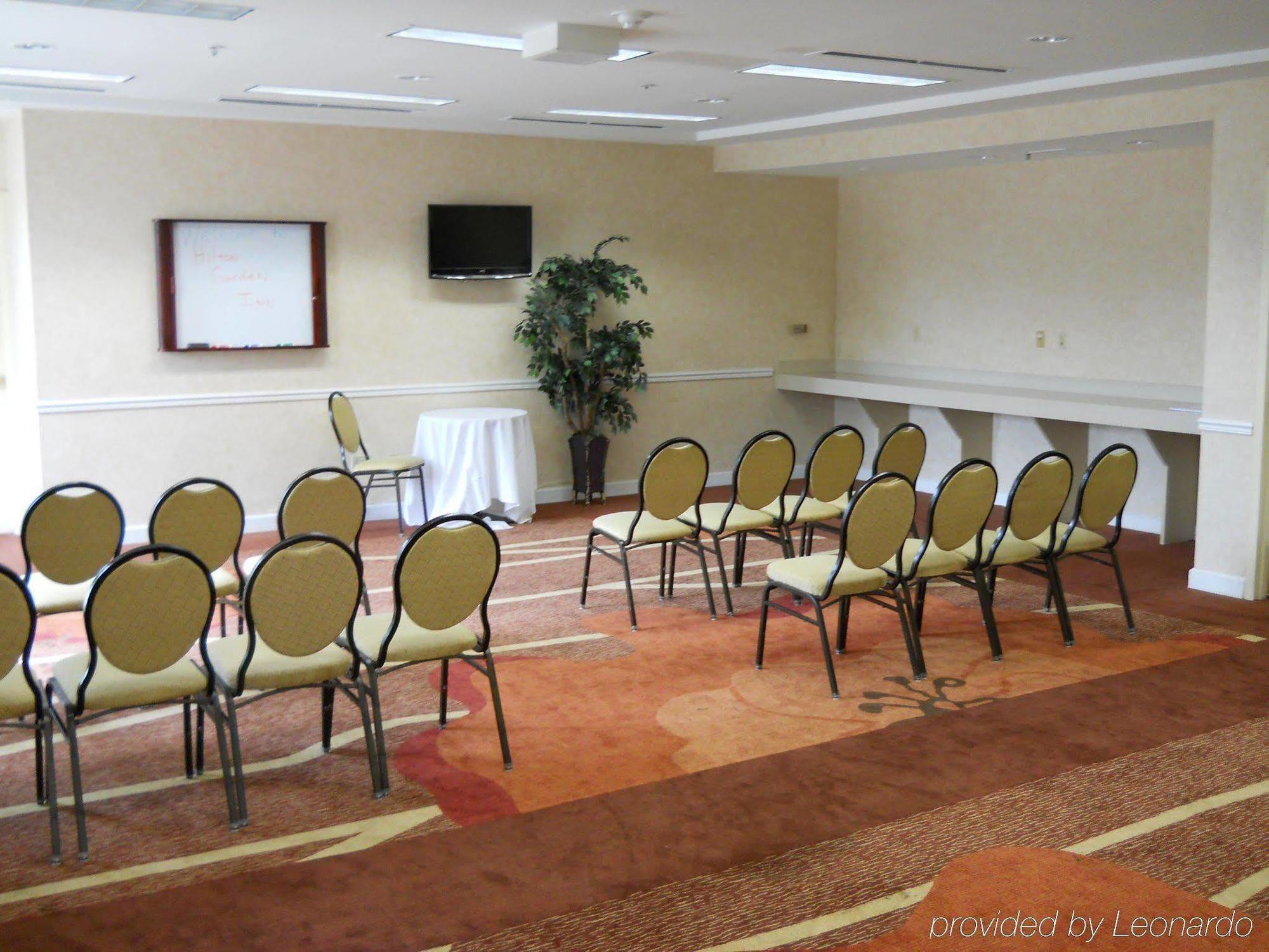Hilton Garden Inn Tulsa Airport Negocio foto